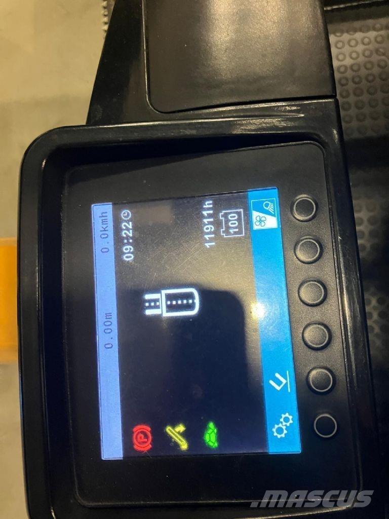 Jungheinrich EKX 516 معدات الرفع عالي المستوى