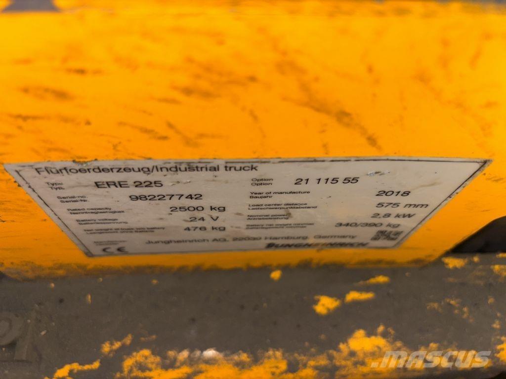Jungheinrich ERE 225 شاحنات مناولة ذاتية الدفع