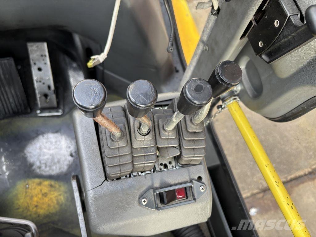Kalmar DCF 80-6 شاحنات الديزل