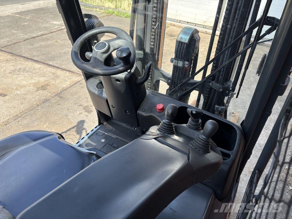 Linde E14-02 شاحنات ذات رافعات شوكية تعمل بالكهرباء