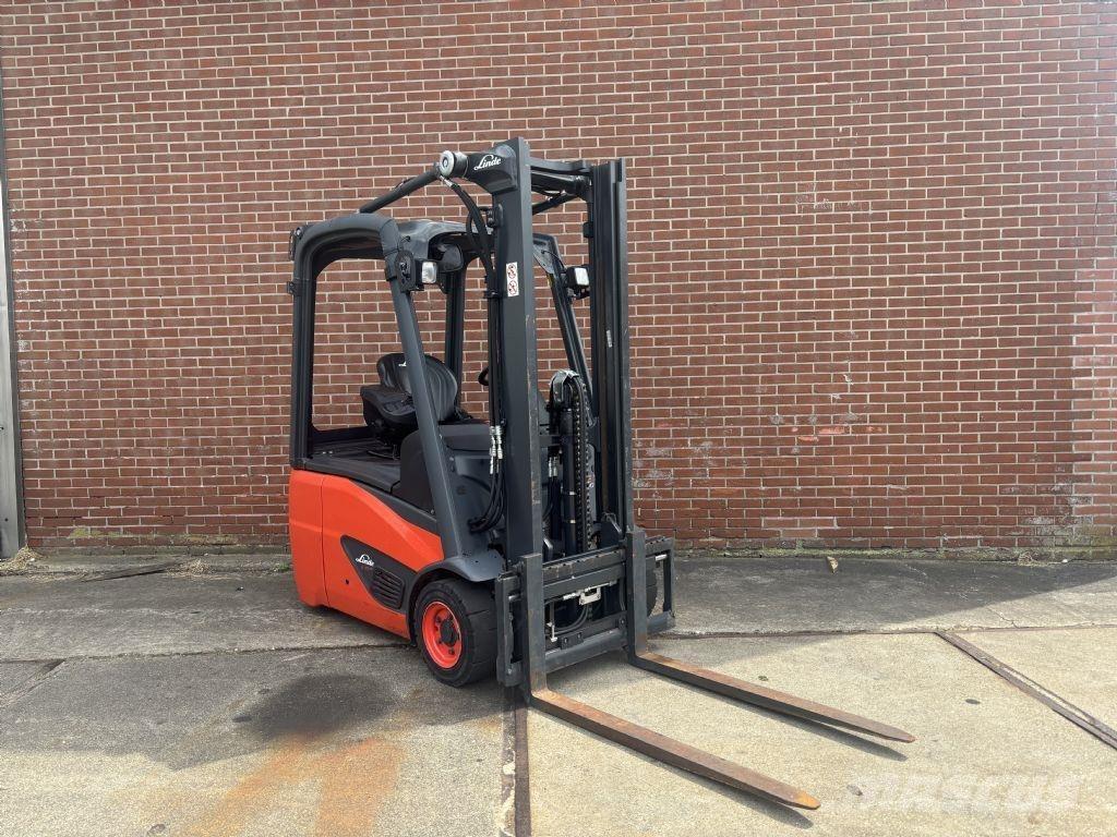 Linde E15-02 شاحنات ذات رافعات شوكية تعمل بالكهرباء