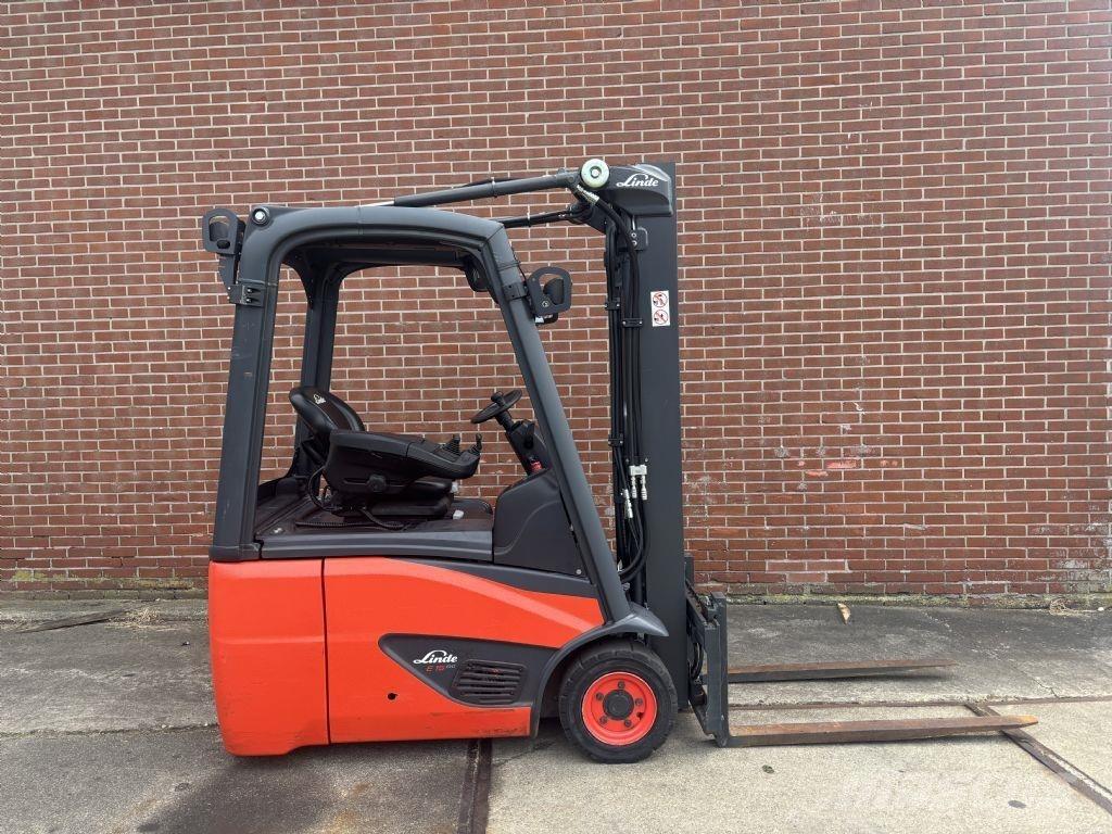 Linde E15-02 شاحنات ذات رافعات شوكية تعمل بالكهرباء