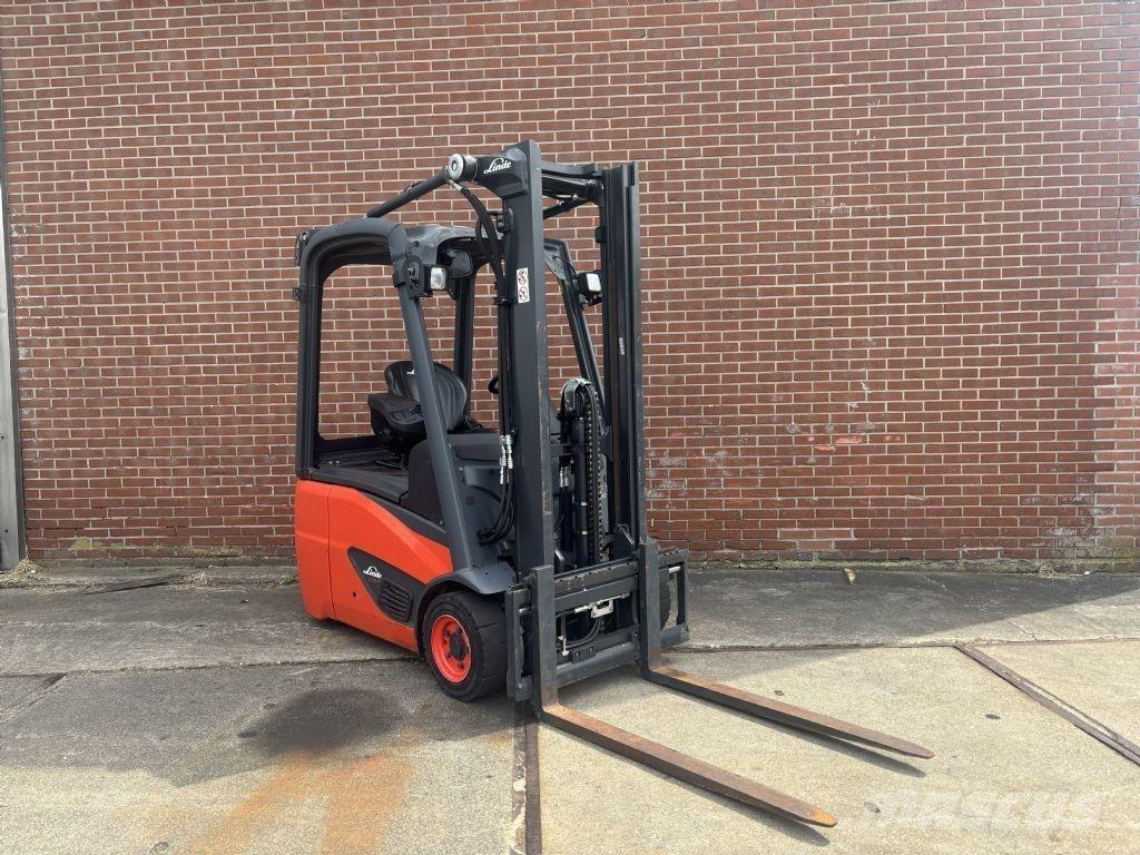 Linde E15-02 شاحنات ذات رافعات شوكية تعمل بالكهرباء