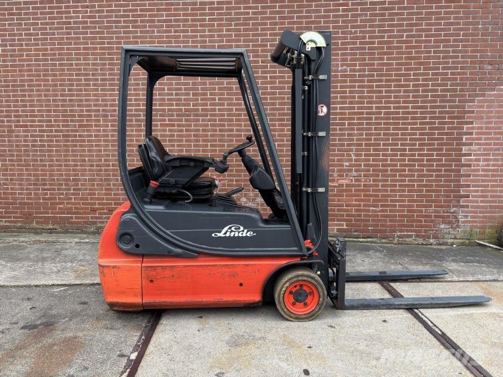 Linde E16C-02 شاحنات ذات رافعات شوكية تعمل بالكهرباء