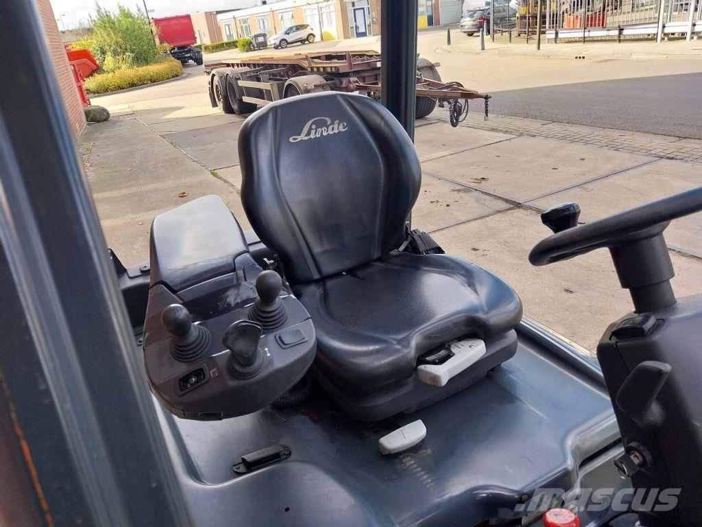 Linde E16PH-02 شاحنات ذات رافعات شوكية تعمل بالكهرباء