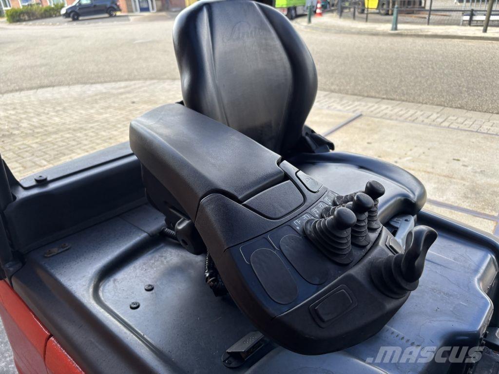 Linde E20PH-02 شاحنات ذات رافعات شوكية تعمل بالكهرباء