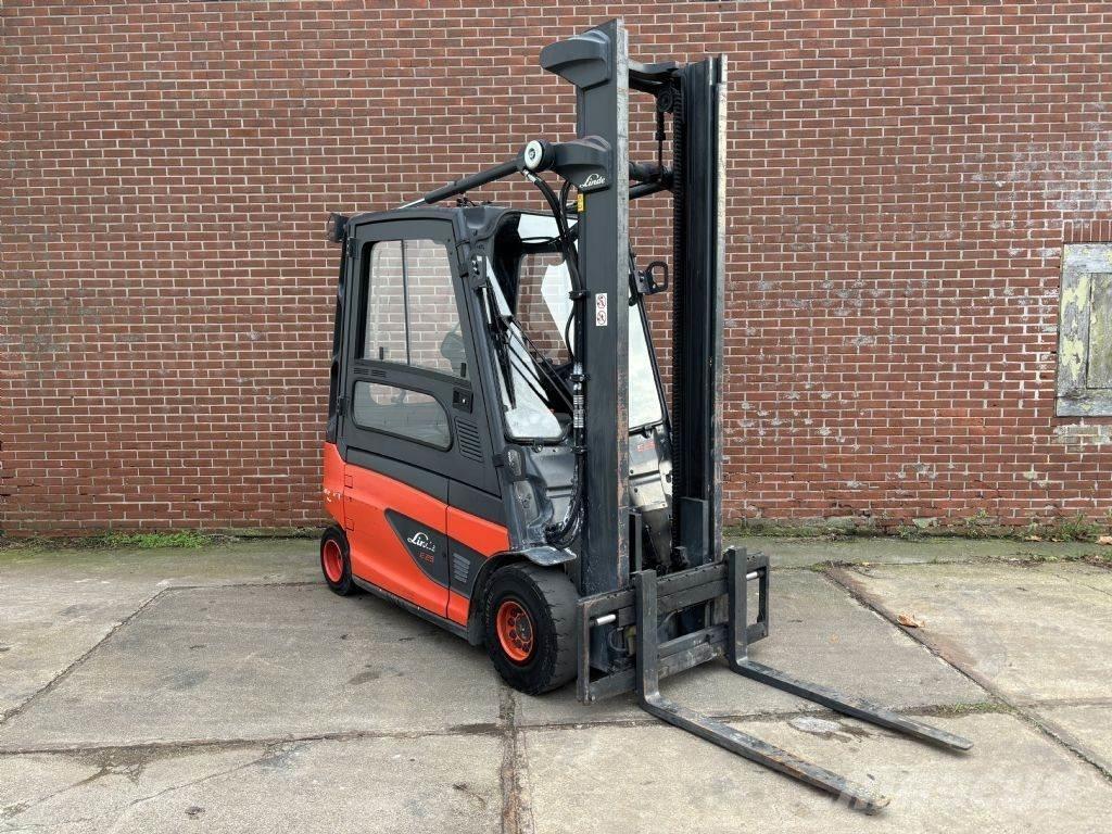 Linde E25L-01 شاحنات ذات رافعات شوكية تعمل بالكهرباء