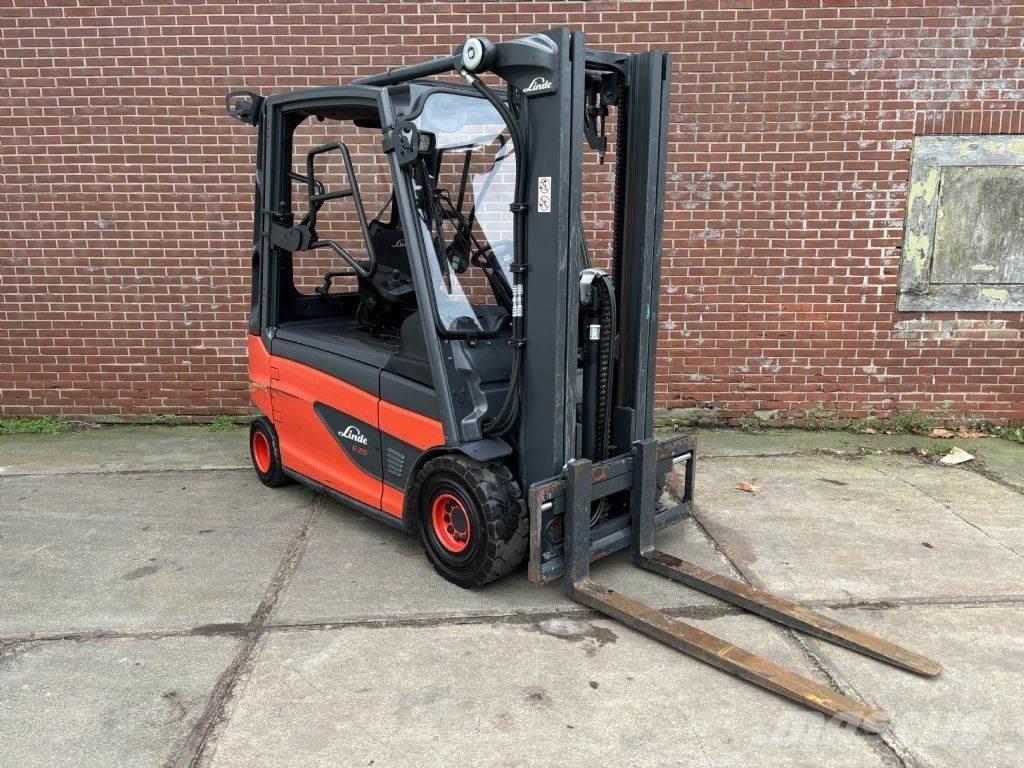 Linde E25L-01 شاحنات ذات رافعات شوكية تعمل بالكهرباء