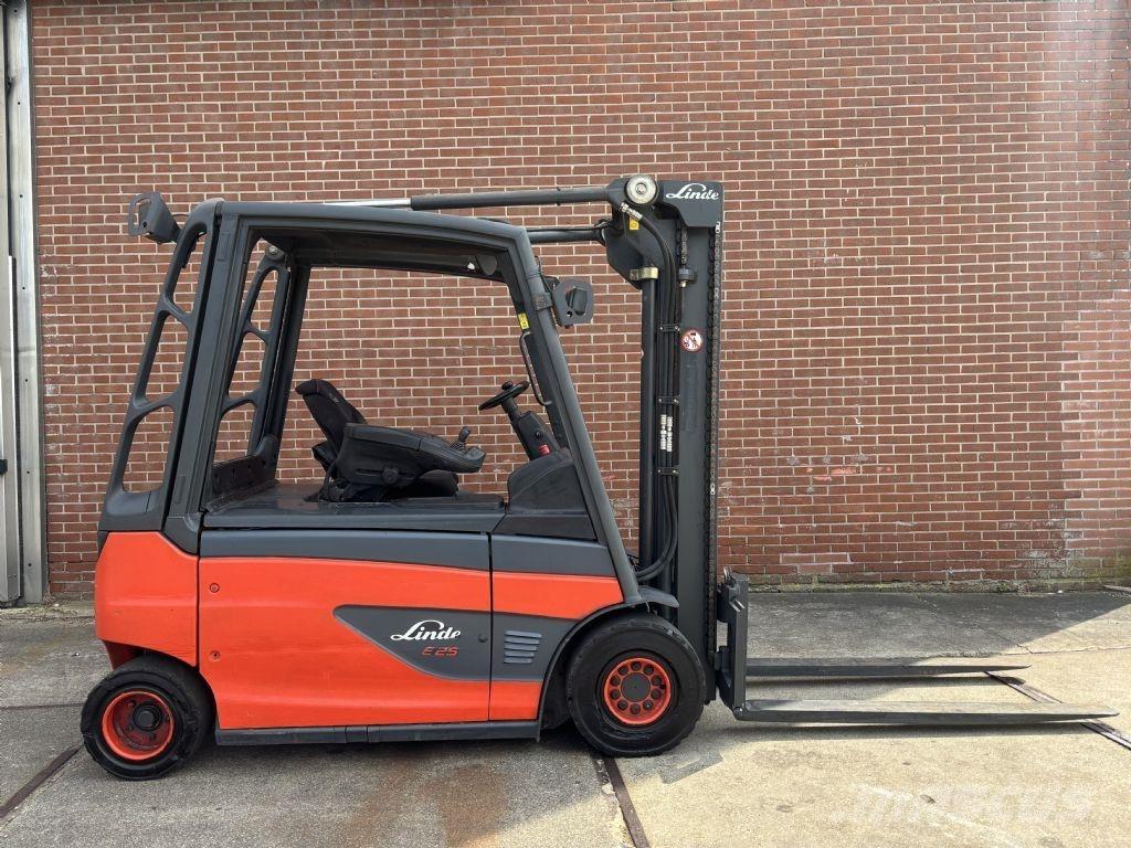 Linde E25L-01 شاحنات ذات رافعات شوكية تعمل بالكهرباء