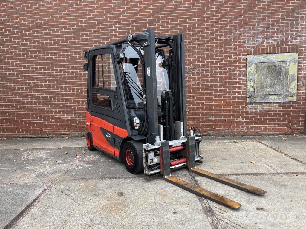 Linde E25L-01 شاحنات ذات رافعات شوكية تعمل بالكهرباء
