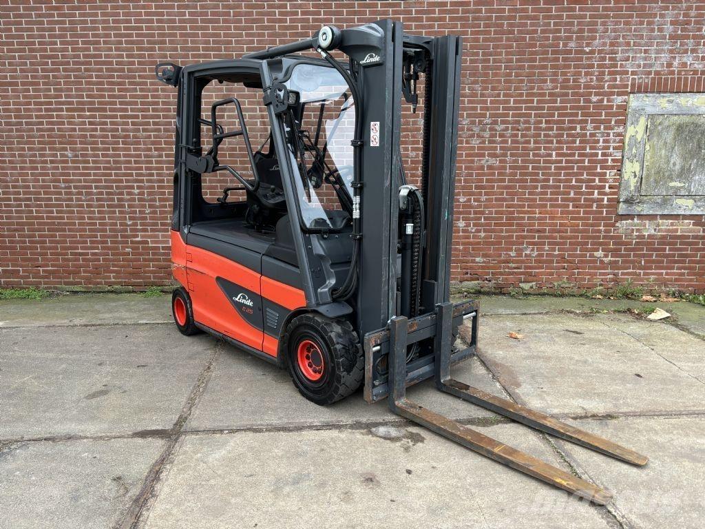 Linde E25L-01 شاحنات ذات رافعات شوكية تعمل بالكهرباء