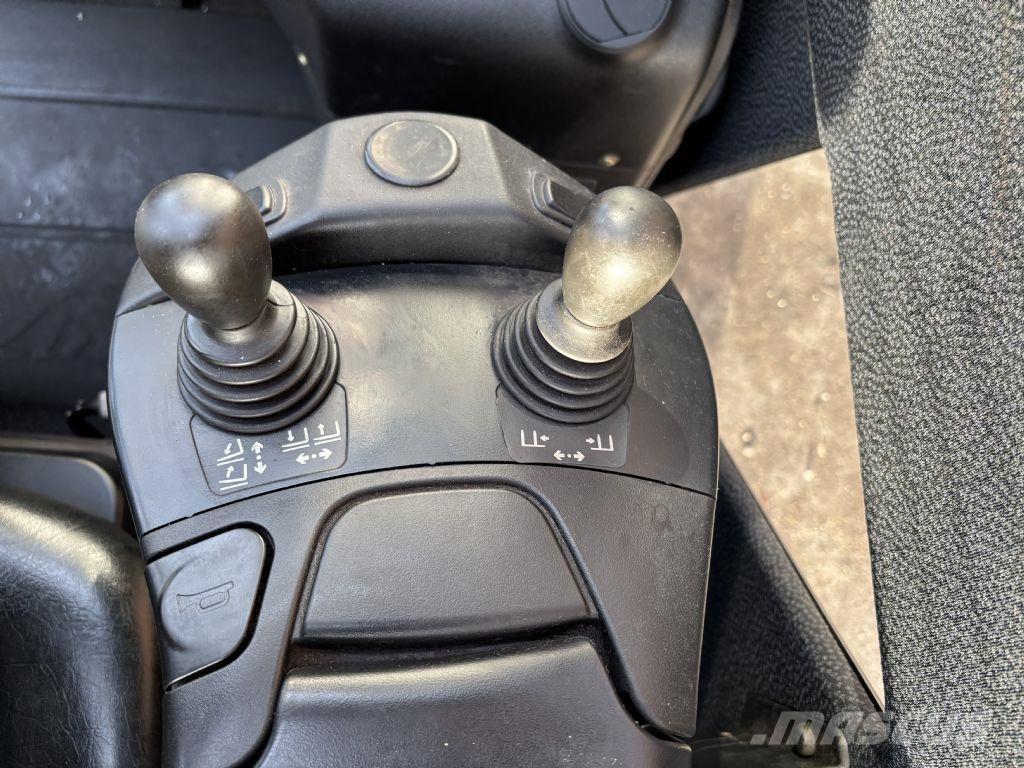 Linde H18D-01 شاحنات الديزل