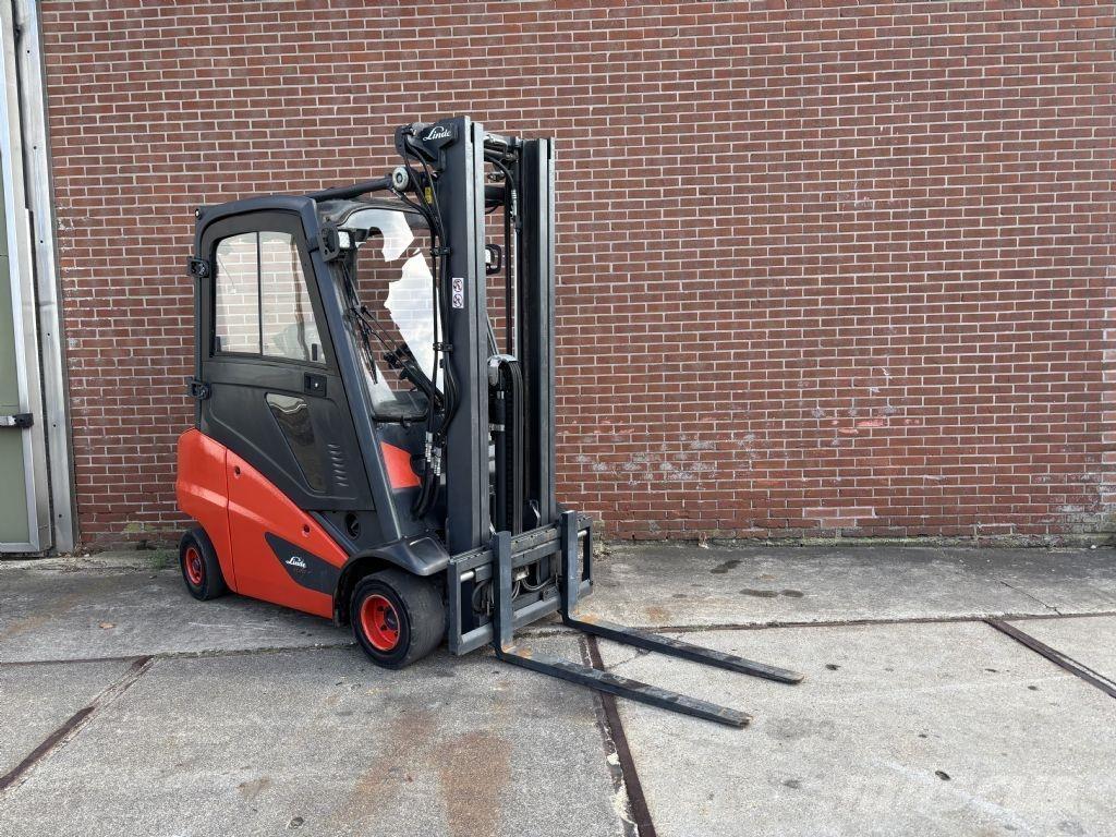 Linde H20D-01 شاحنات الديزل