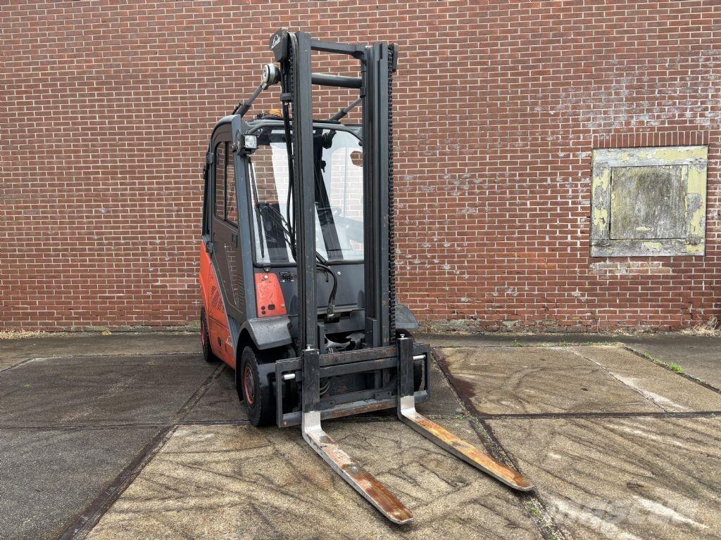 Linde H25T-01 شاحنات LPG