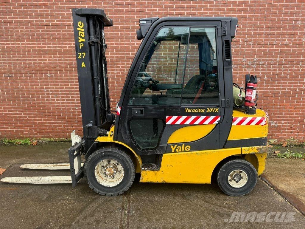 Yale GLP30VX شاحنات LPG