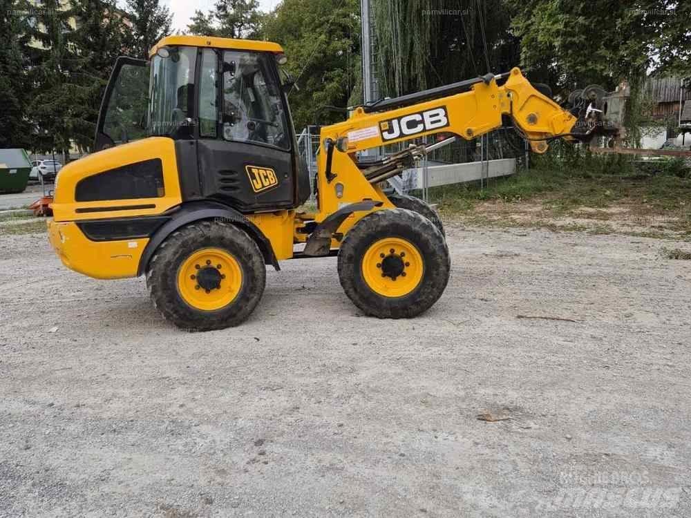 JCB TM220 T4 C شاحنات ذات رافعات شوكية - أخرى