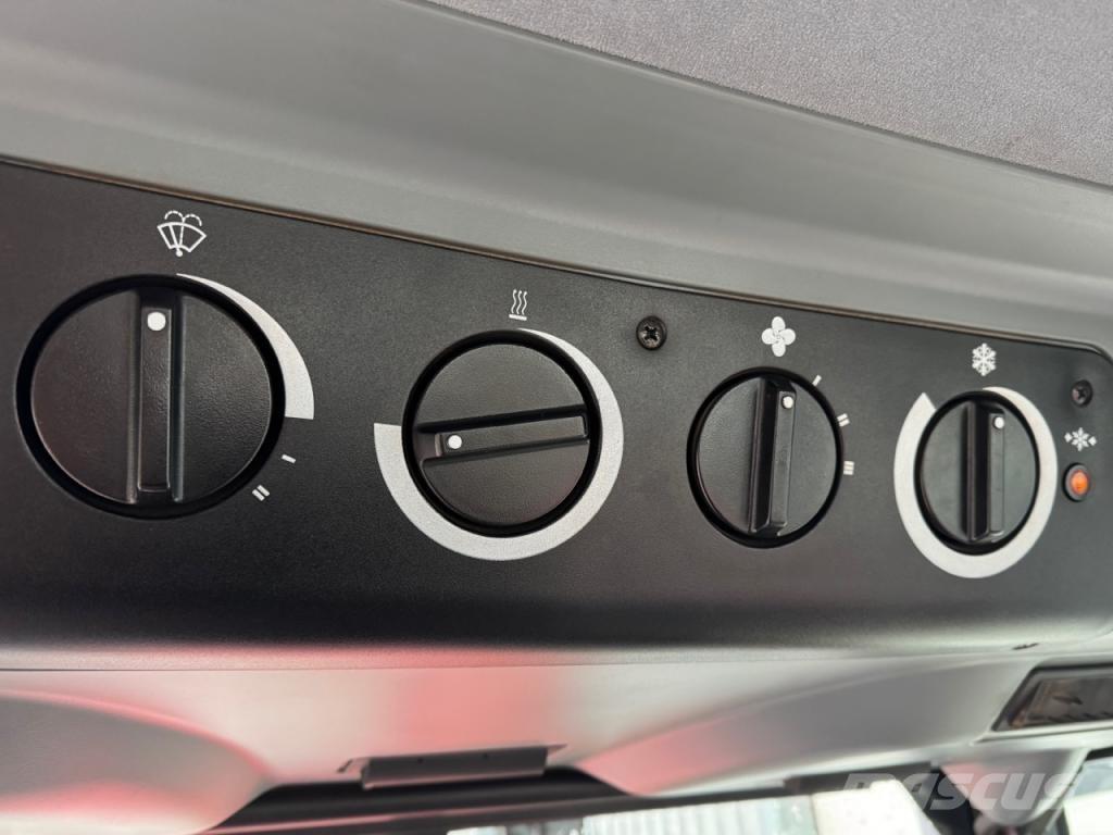 CASE MX 135 الجرارات