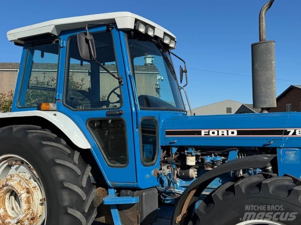Ford 7810 الجرارات