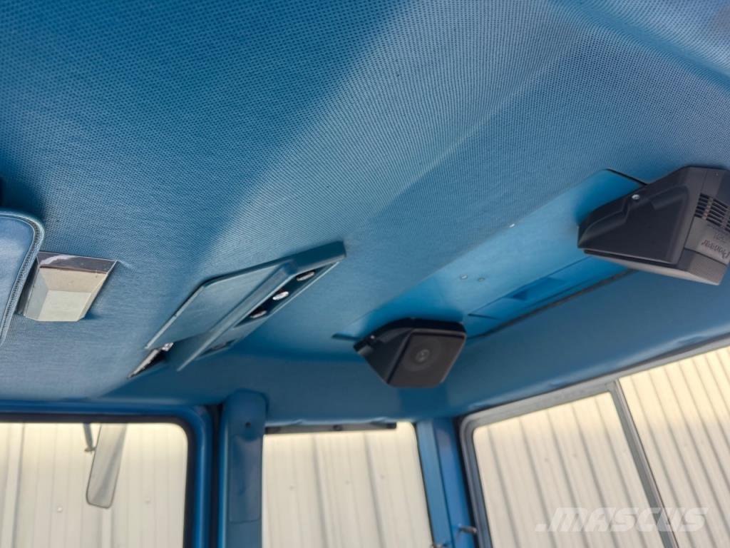 Ford TW30 الجرارات