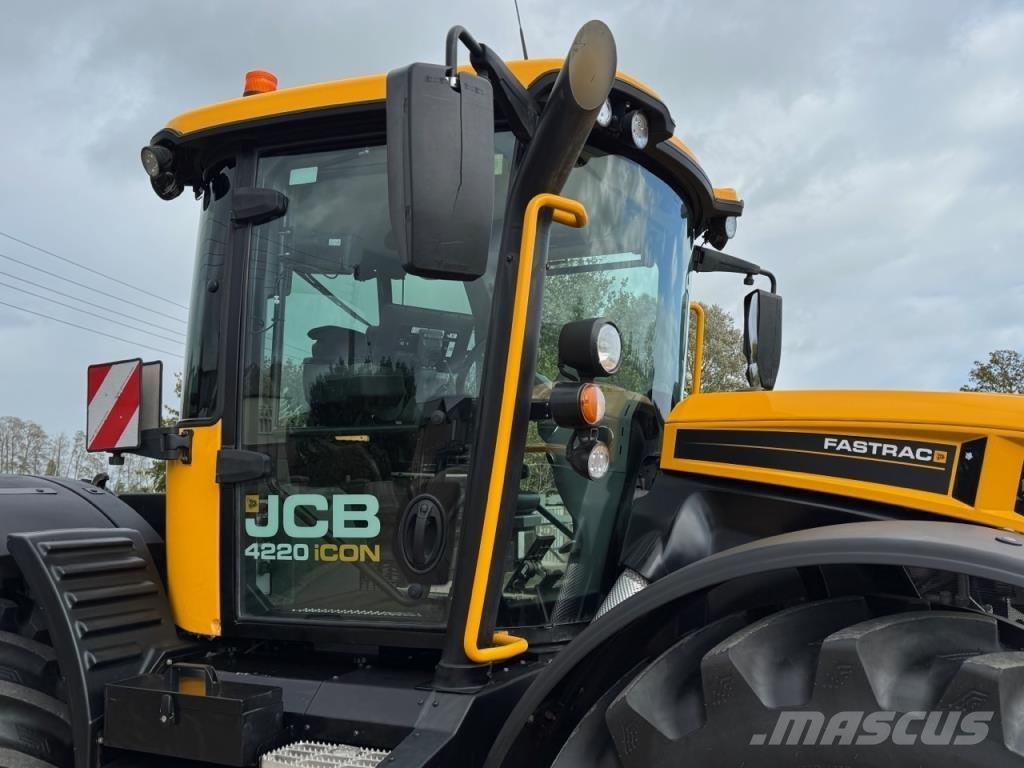JCB 4220 iCON الجرارات