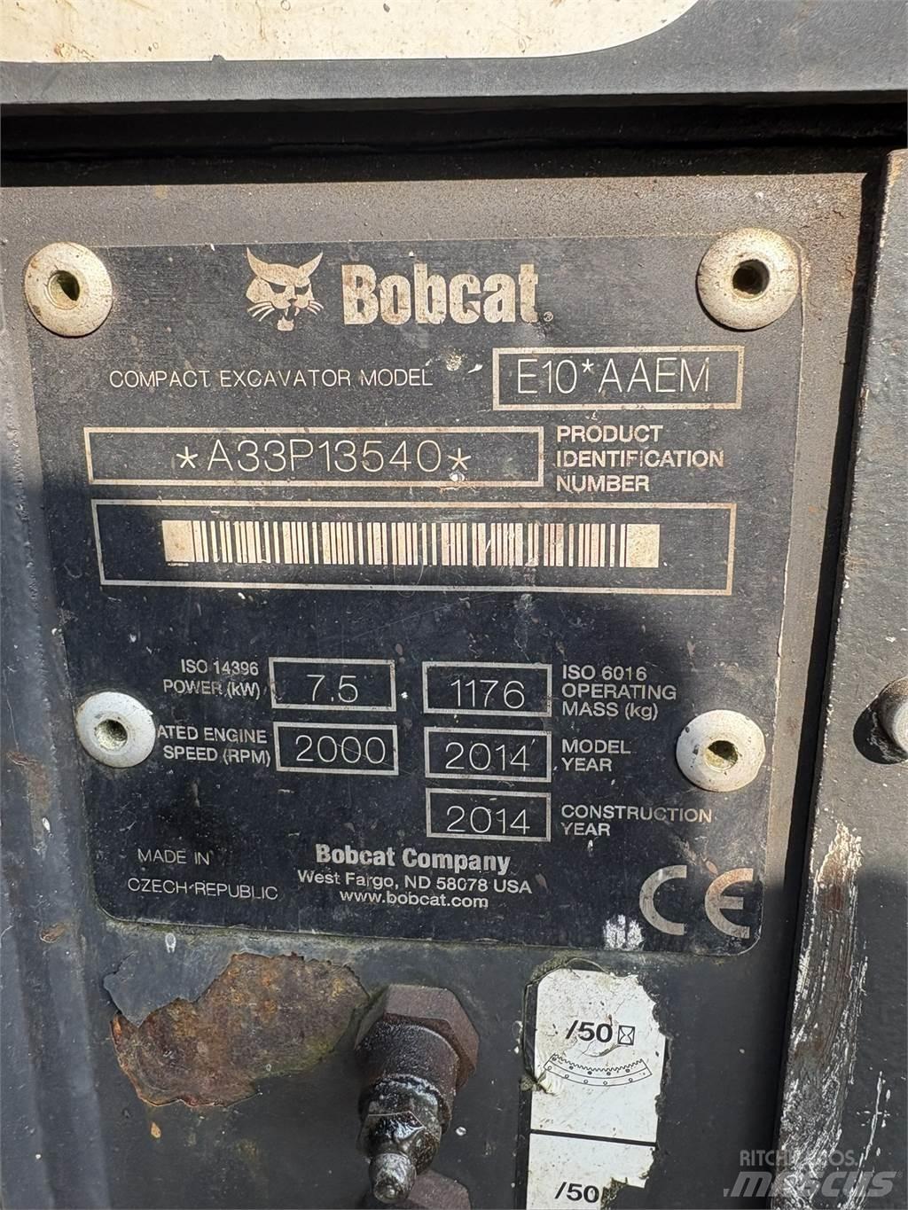 Bobcat E10 حفارات زحافة