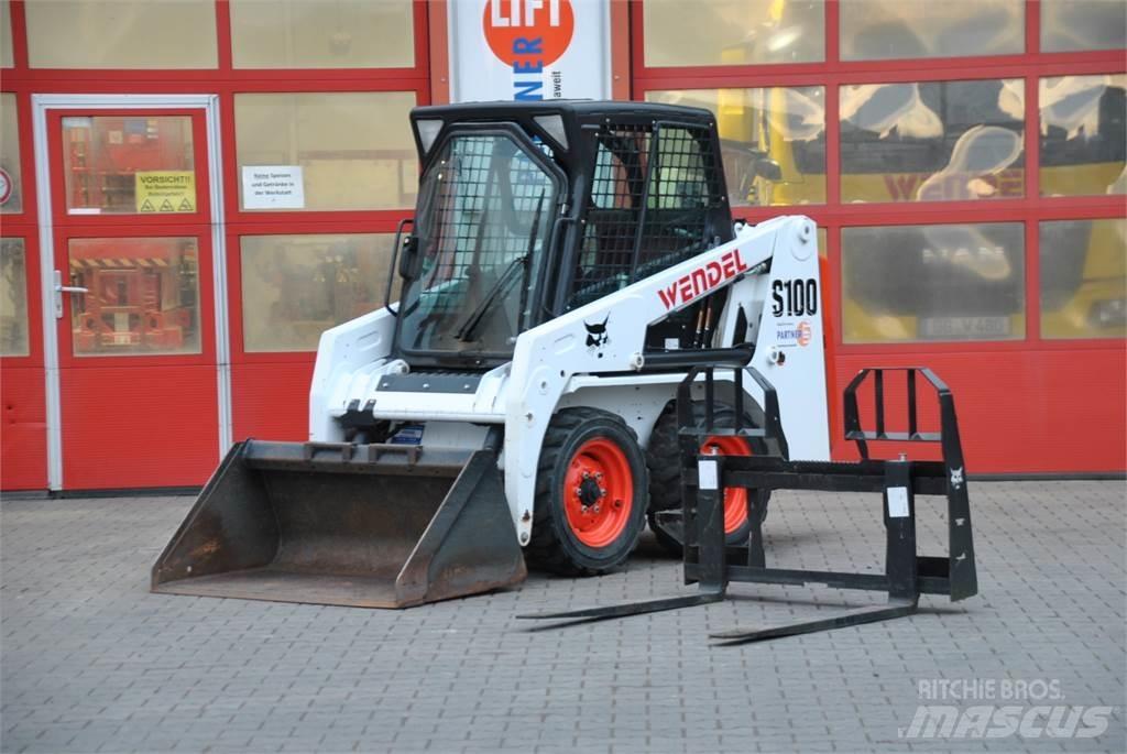 Bobcat S100 حفارات زحافة