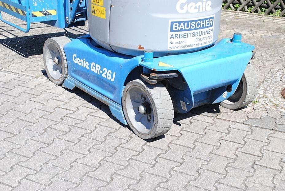 Genie GR26 J رافعات سلة تلسكوبية