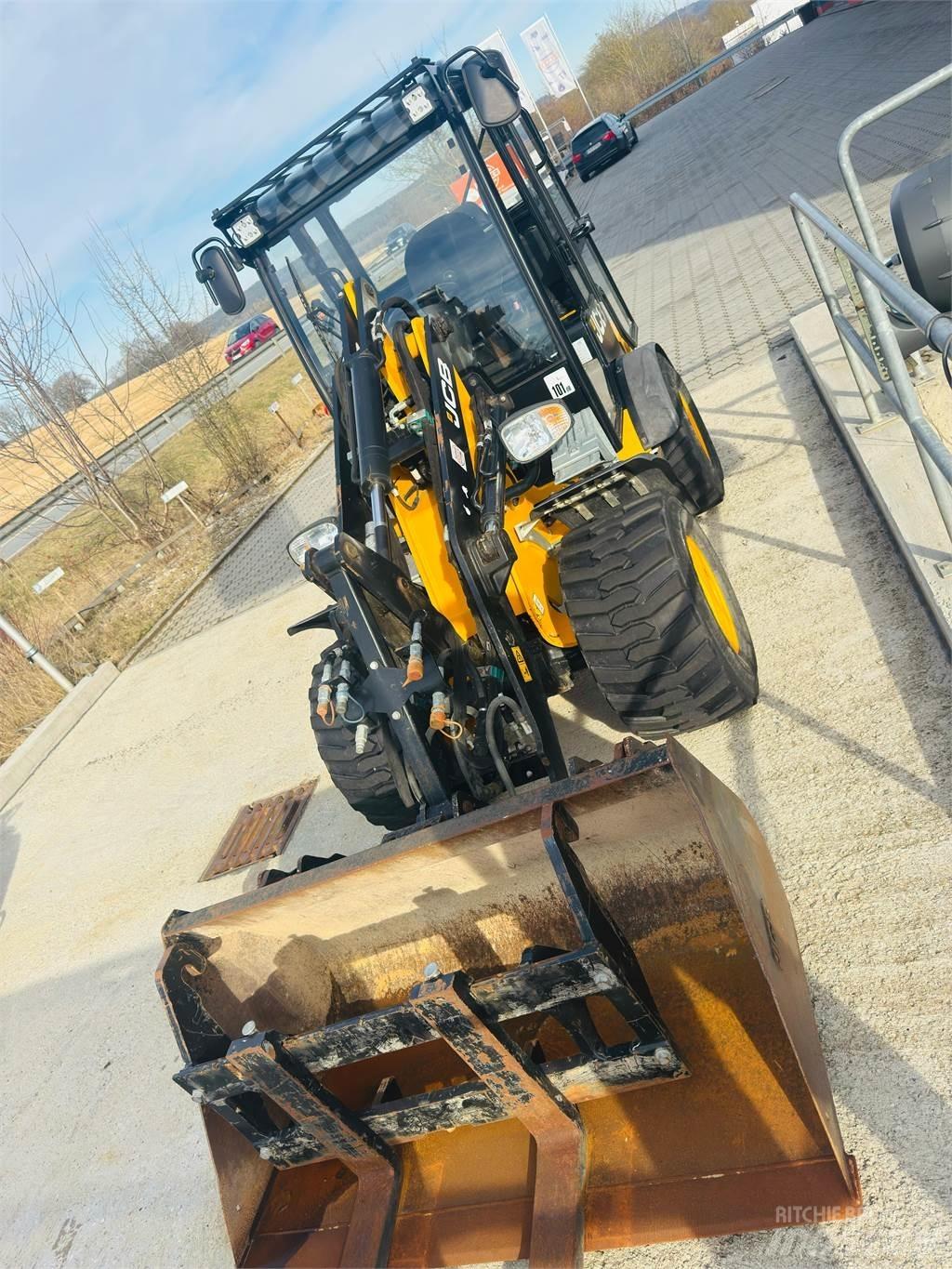 JCB 403 أخرى