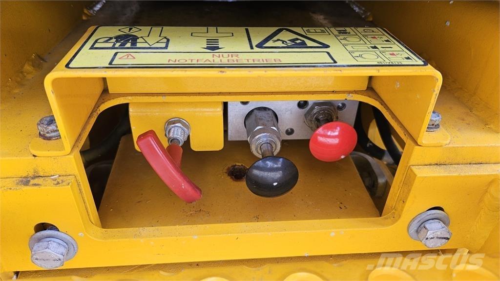 JCB S1930E المنصات الهوائية المثبتة على مقطورة