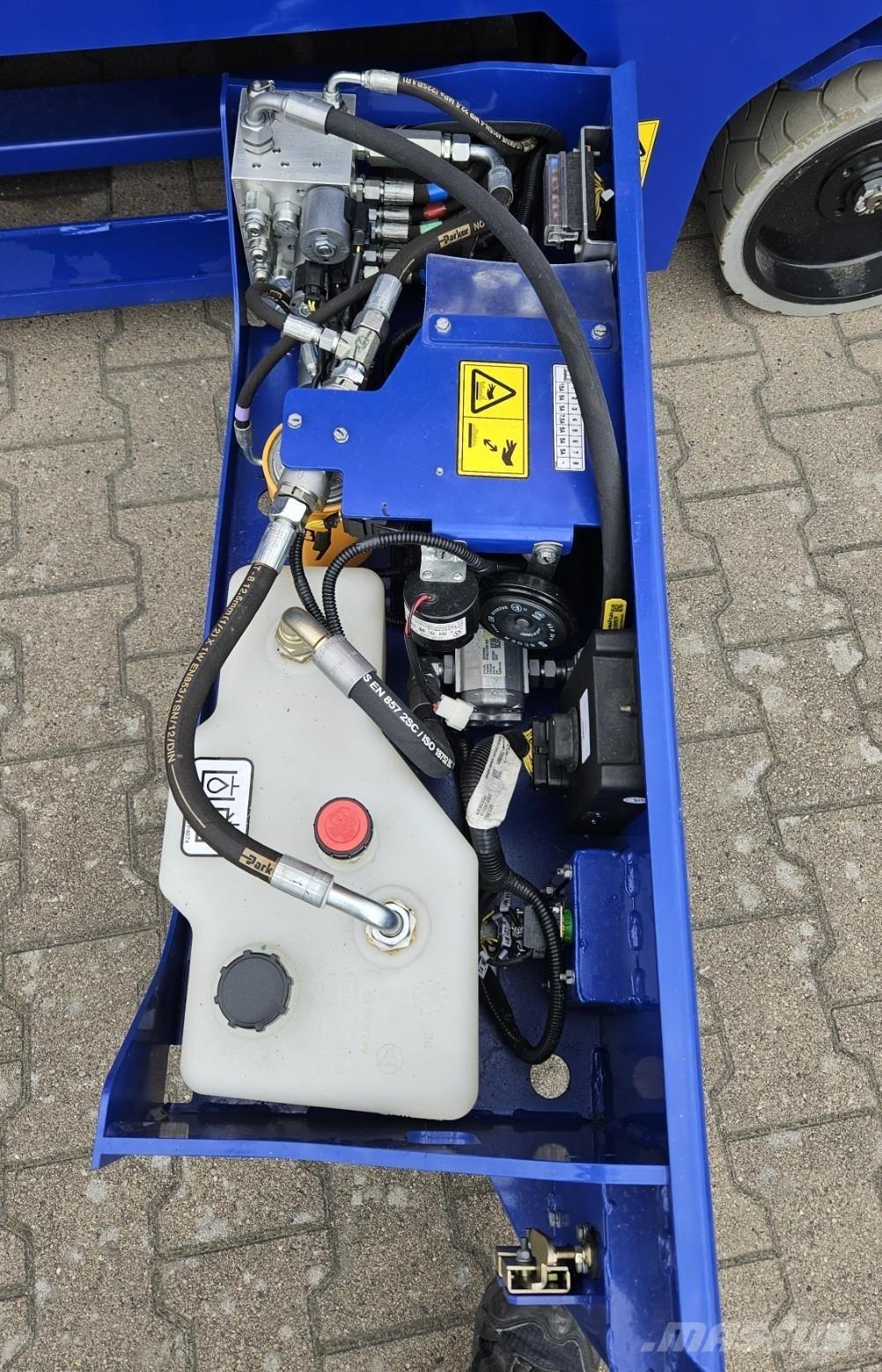 JCB S2646E رافعات مقصية الشكل
