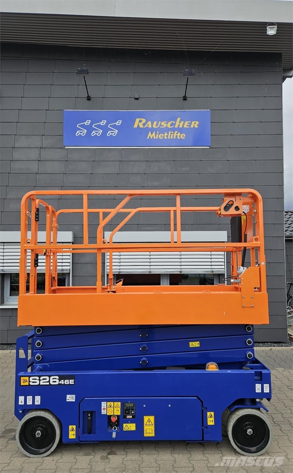 JCB S2646E رافعات مقصية الشكل