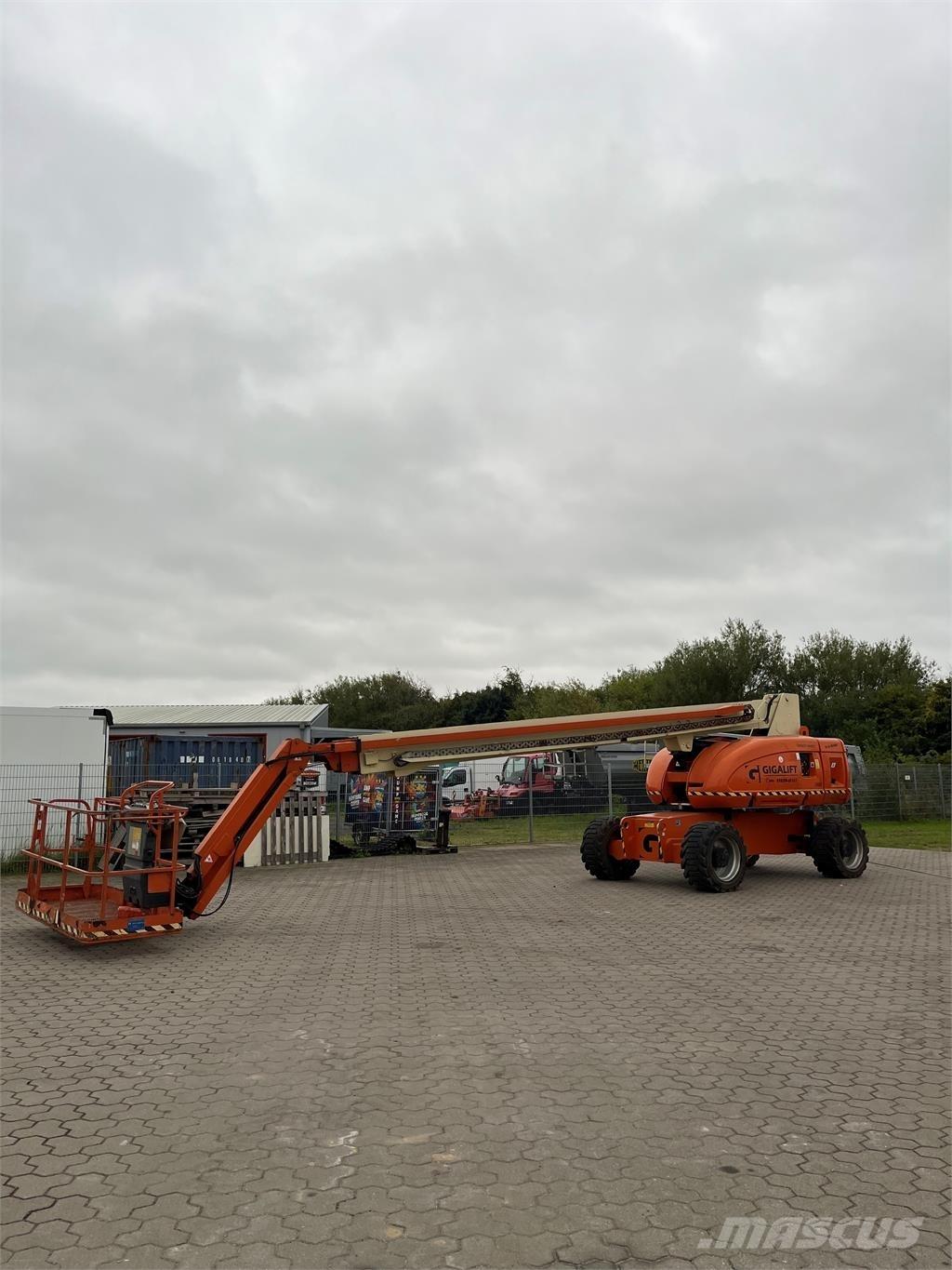 JLG 860 SJ رافعات سلة تلسكوبية
