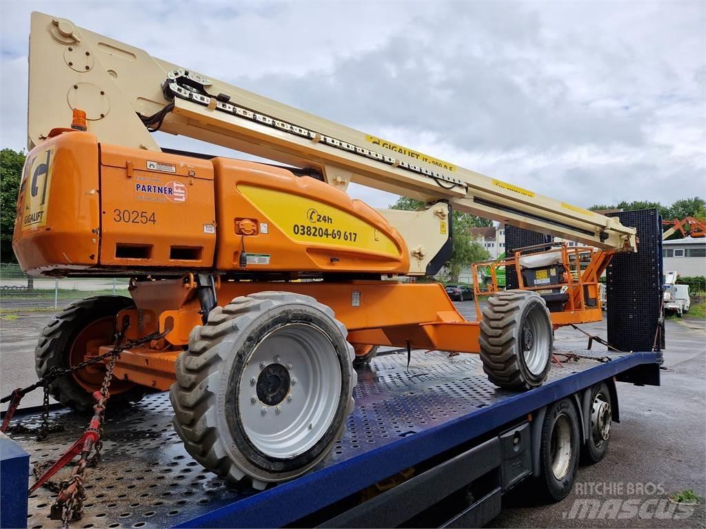 JLG M 600 JP رافعات سلة تلسكوبية