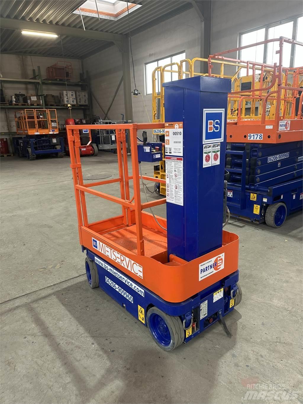 SkyJack SJ 16 رافعات مقصية الشكل