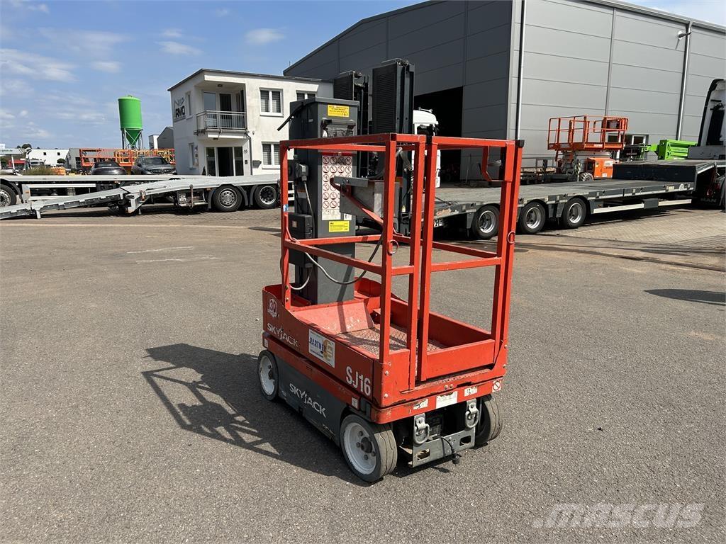 SkyJack SJ16 رافعات ذراع ذاتية الحركة مدمجة