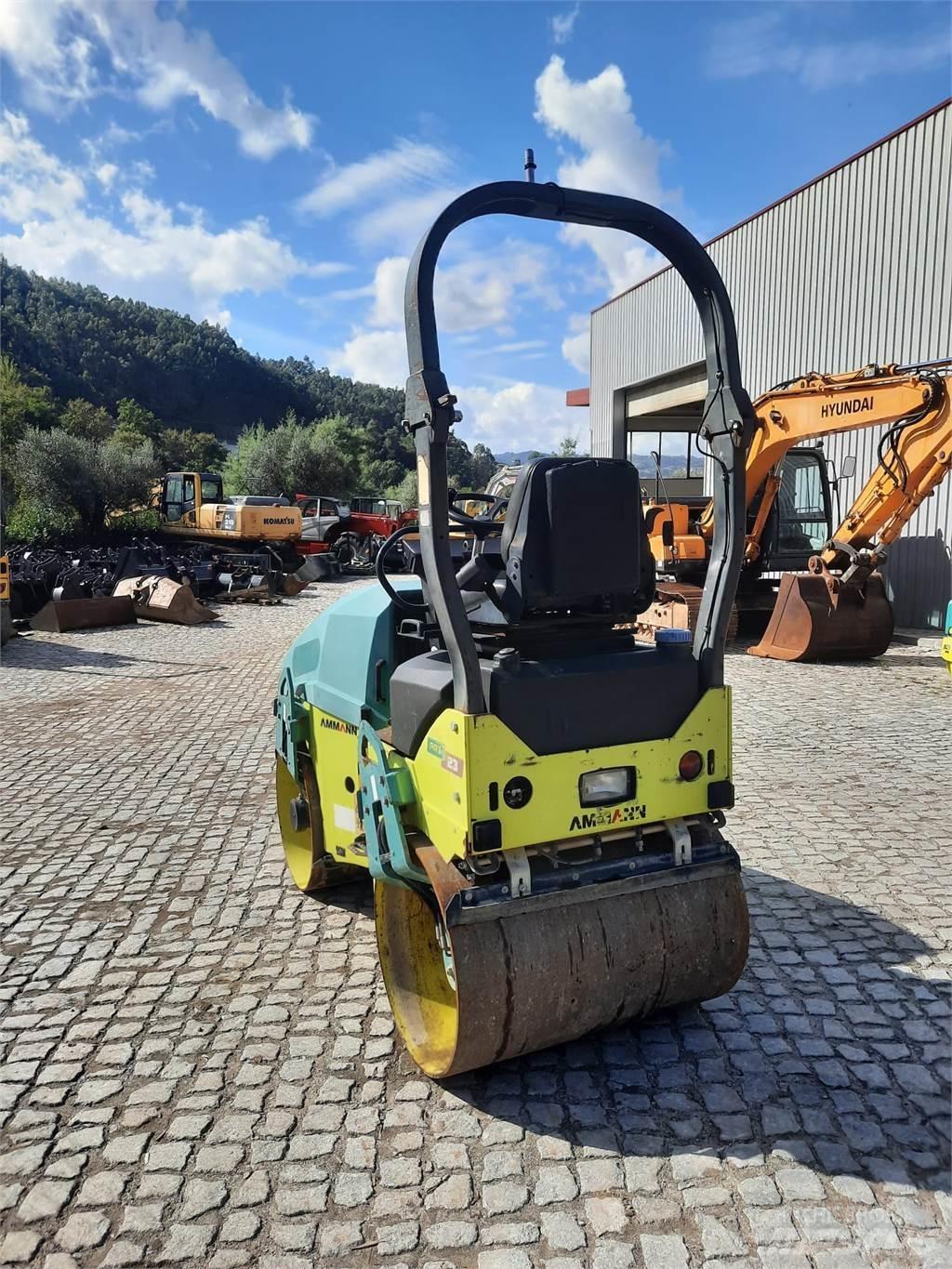 Ammann ARX23 مداحل ثنائية الاسطوانة