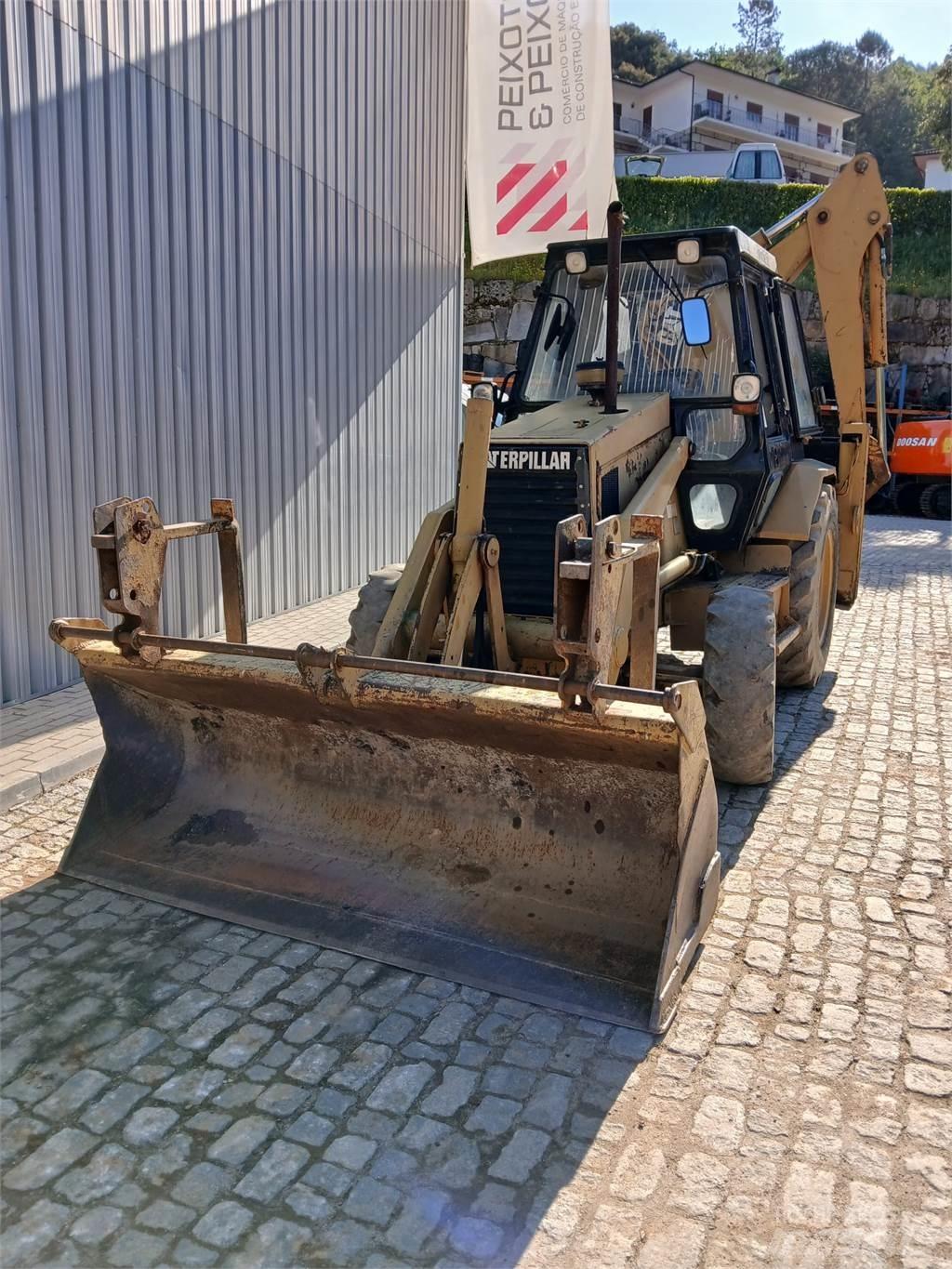 CAT 428B لوادر ذات جرافات عكسية