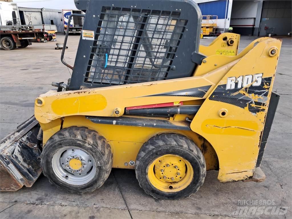 Gehl R105 لوادر بعجل