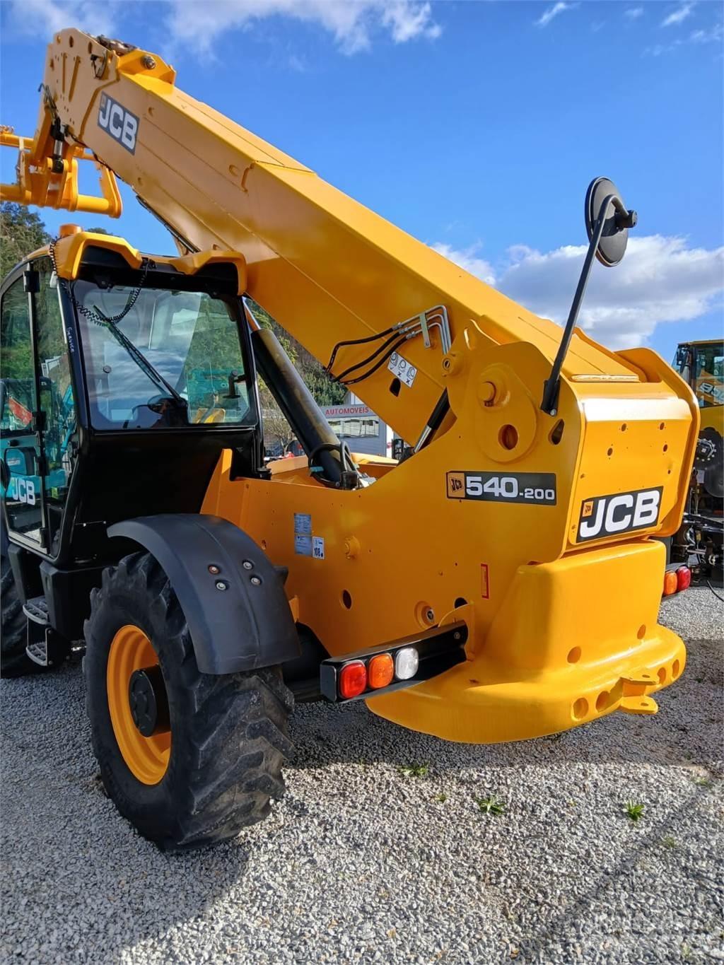 JCB 540-200 شاحنة مناولة