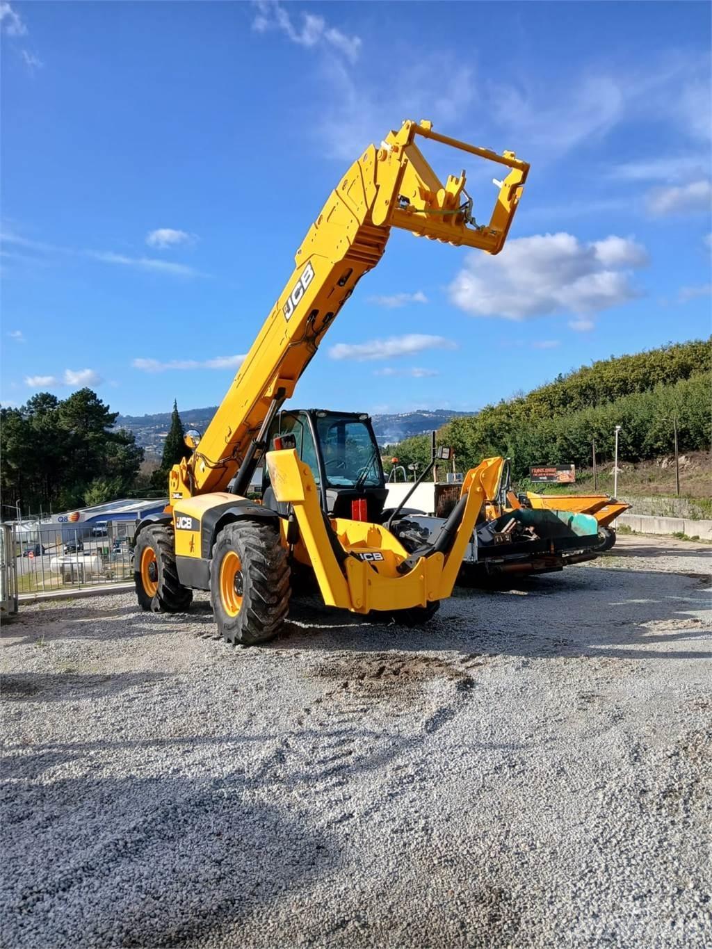 JCB 540-200 شاحنة مناولة