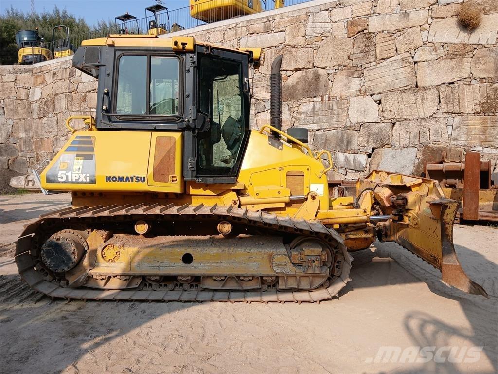 Komatsu D51PXI-22 رافعات مد أنابيب