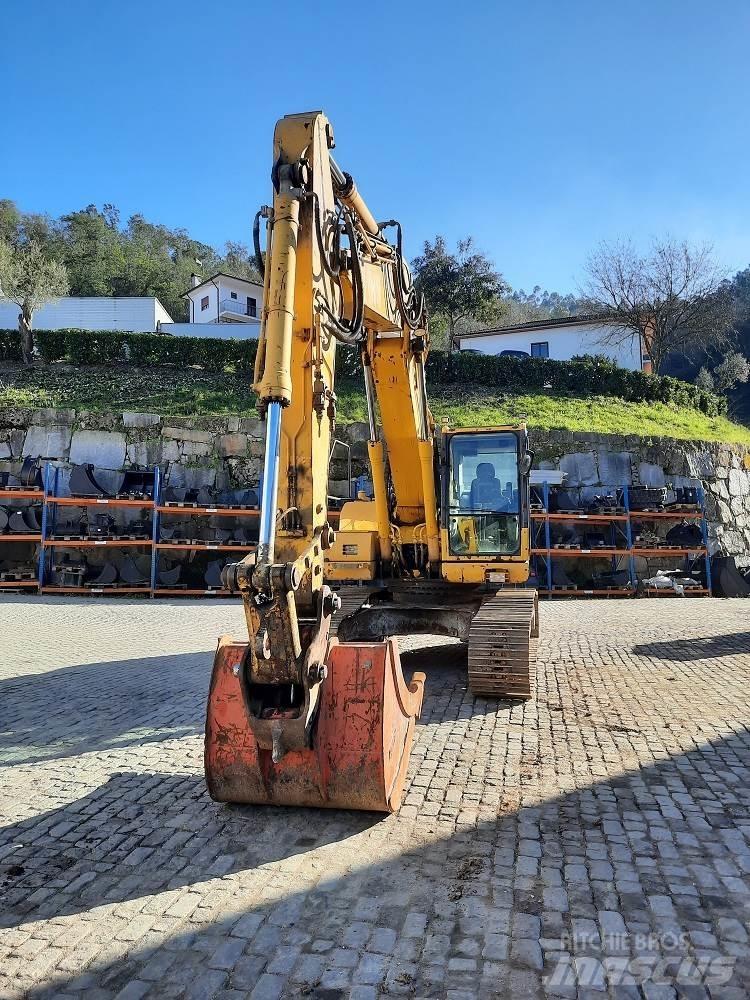 Komatsu PC210NLC-8K حفارات زحافة