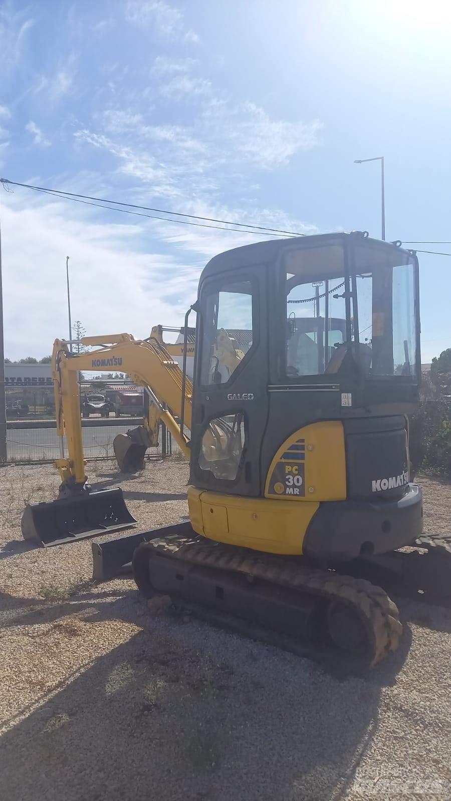 Komatsu PC30MR-2 حفارات صغيرة أقل من 7 طن (حفارات صغيرة)