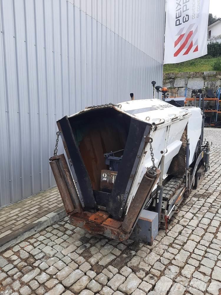 Vögele Super 800 معدات السفلتة