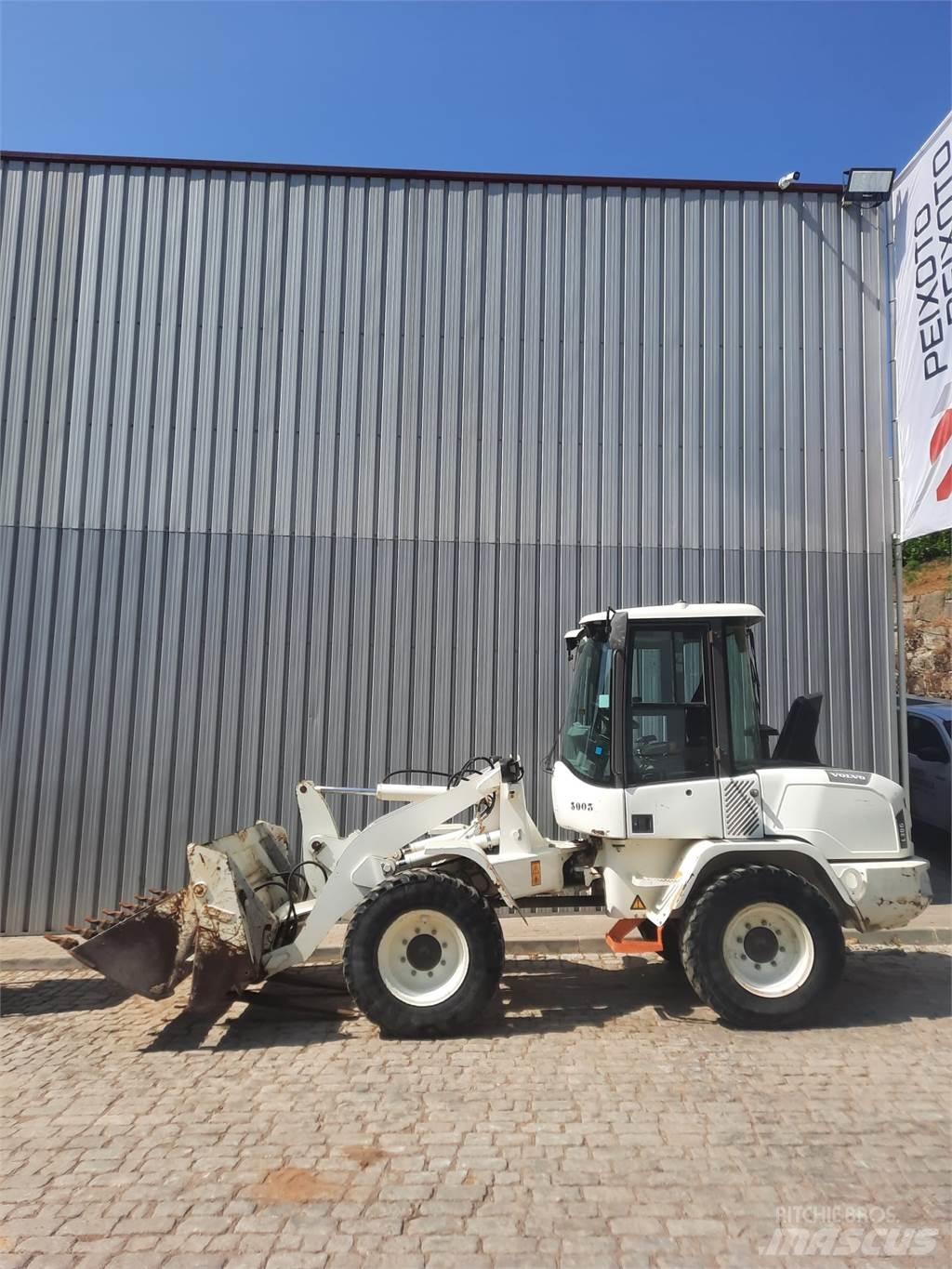 Volvo L30G أخرى