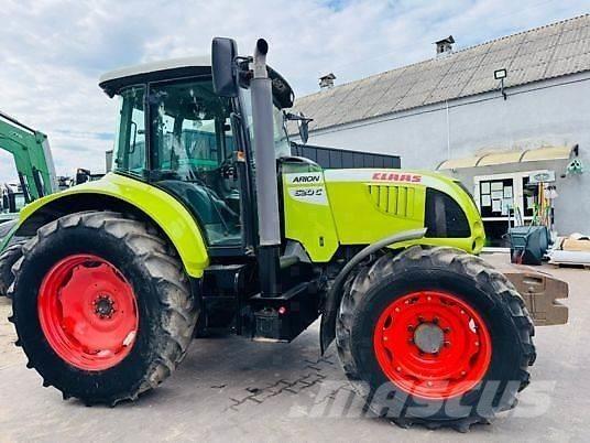 CLAAS ARION 620 C الجرارات