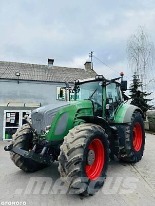 Fendt 933 VARIO الجرارات