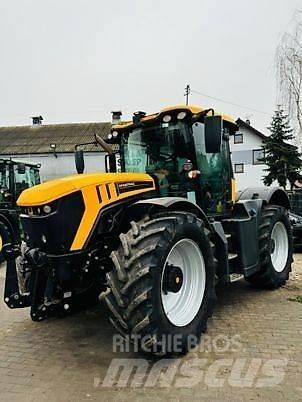 JCB FASTRAC 4220 الجرارات