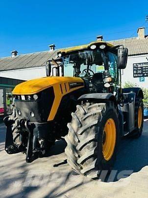 JCB FASTRAC 4220 الجرارات