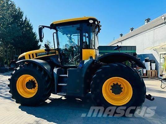 JCB FASTRAC 4220 الجرارات